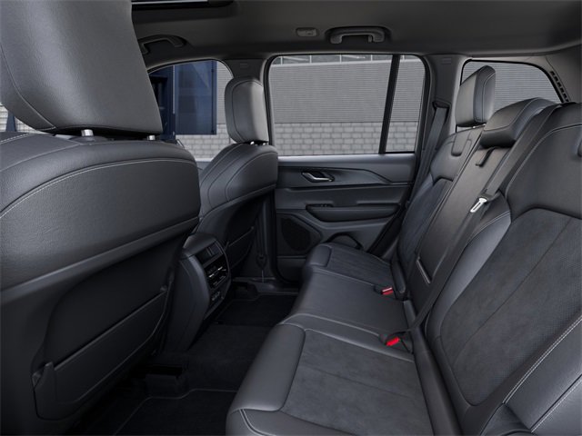New 2025 Jeep Grand Cherokee Altitude image 23