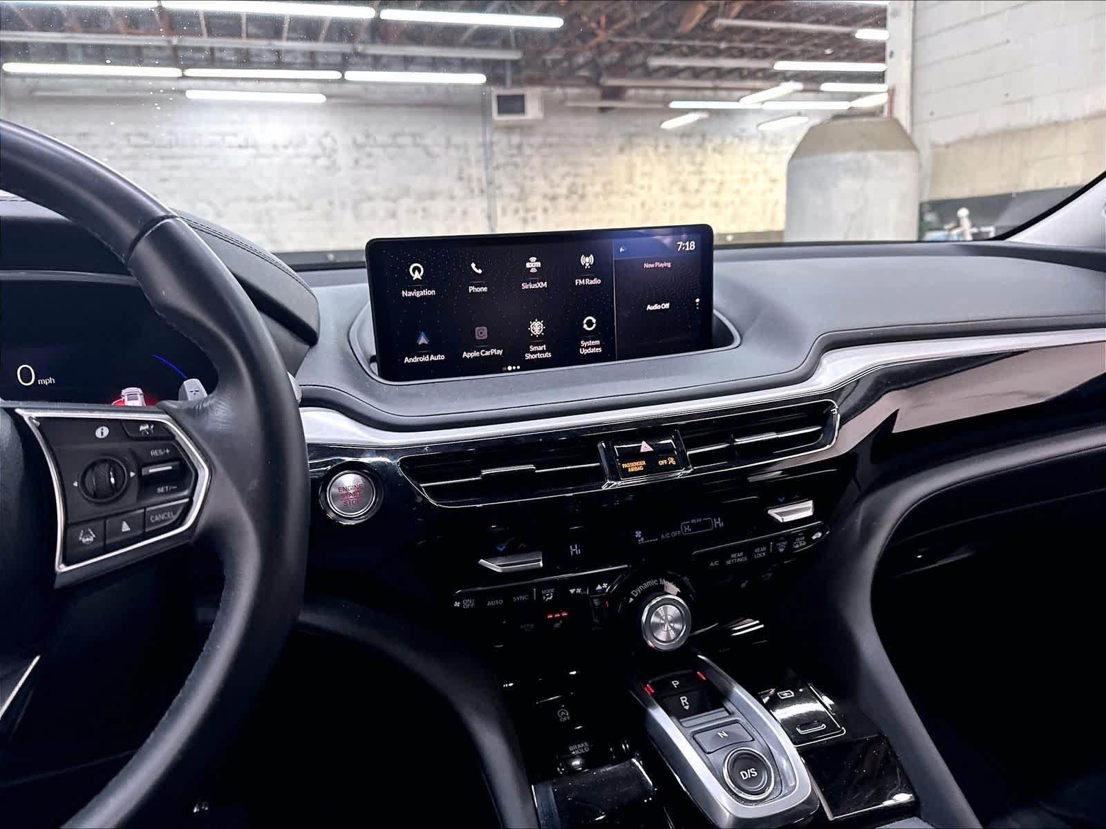 Used 2023 Acura MDX SH-AWD w/ Technology Package image 9
