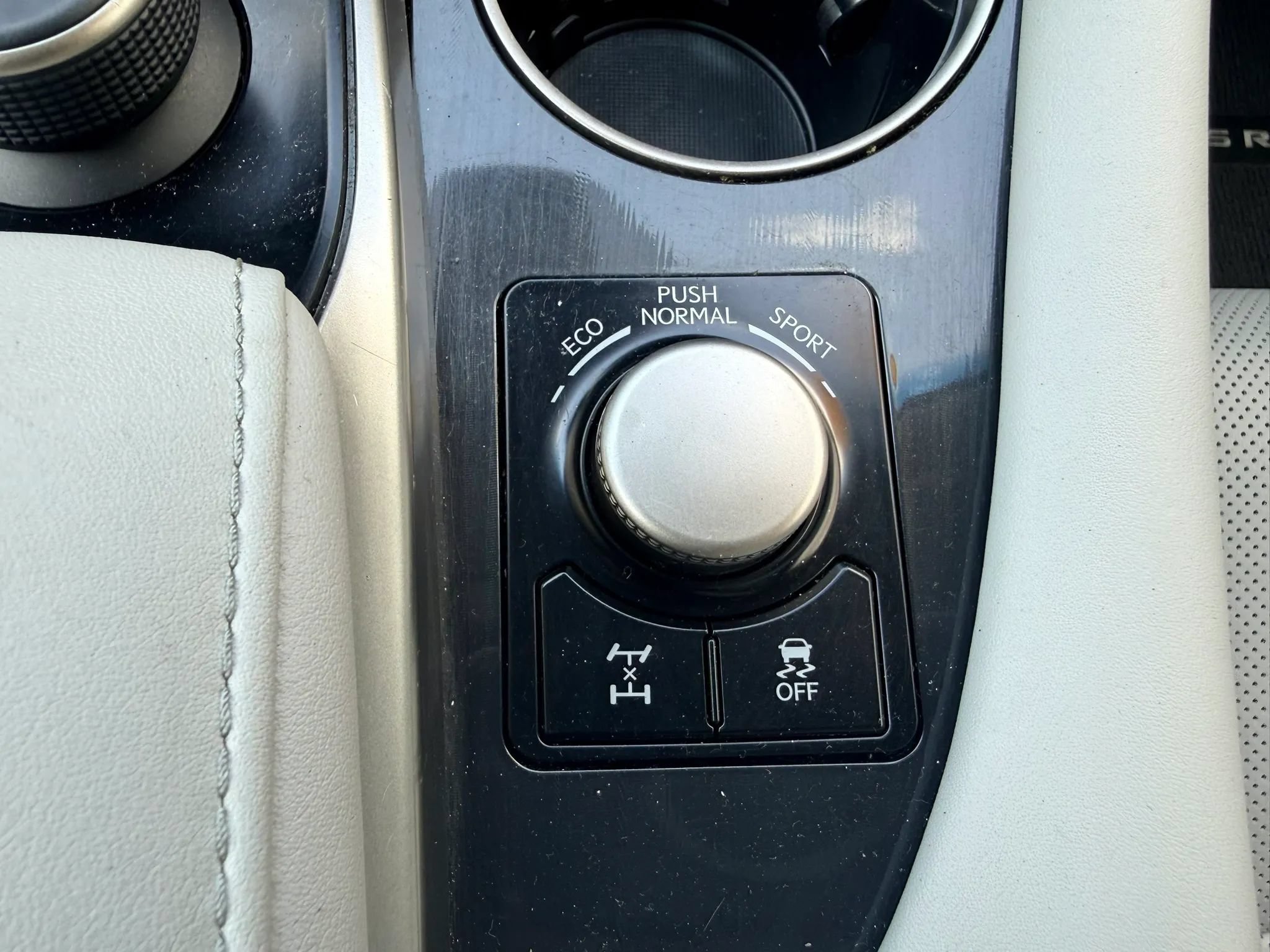 Used 2019 Lexus RX 350 AWD w/ Accessory Package image 35