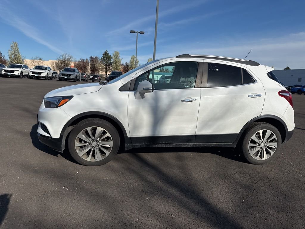 Used 2018 Buick Encore Preferred image 4