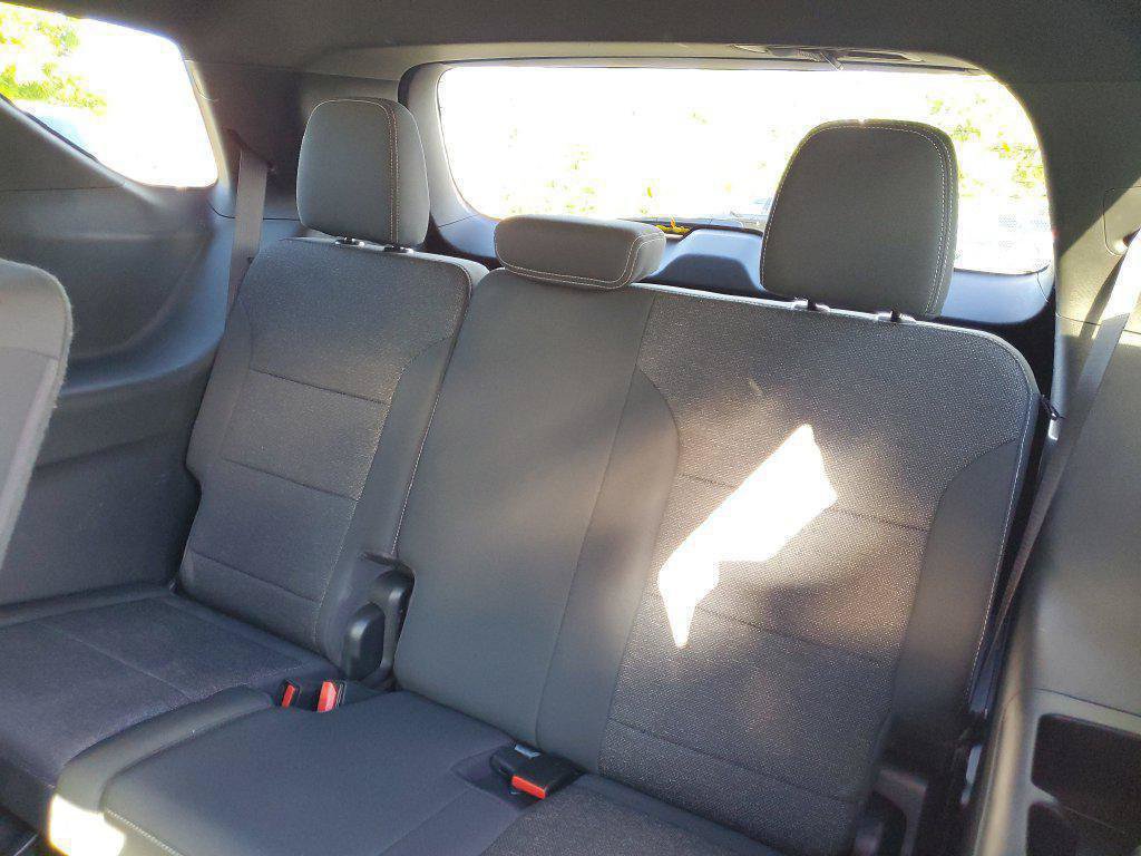 Used 2024 Chevrolet Traverse LT FWD image 29