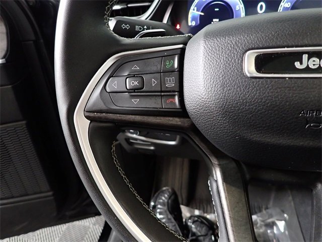 Used 2023 Jeep Grand Cherokee L Limited image 28