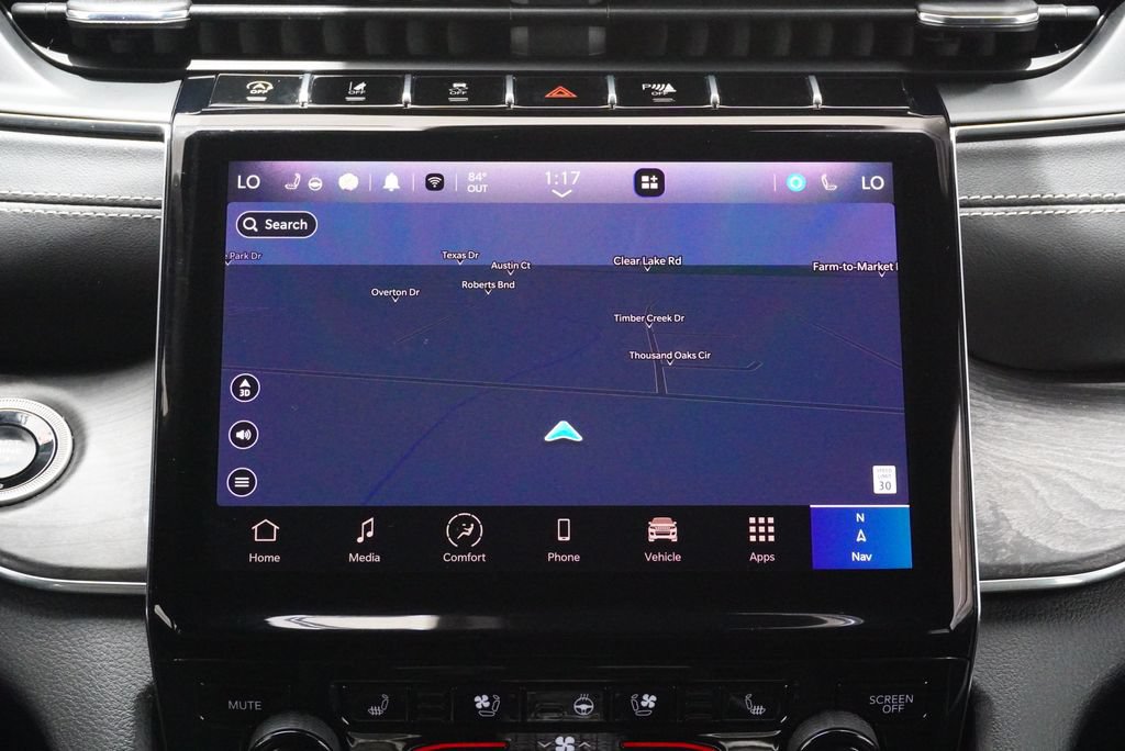Used 2024 Jeep Grand Cherokee Overland w/ Luxury Tech Group IV AWD/4WD image 14
