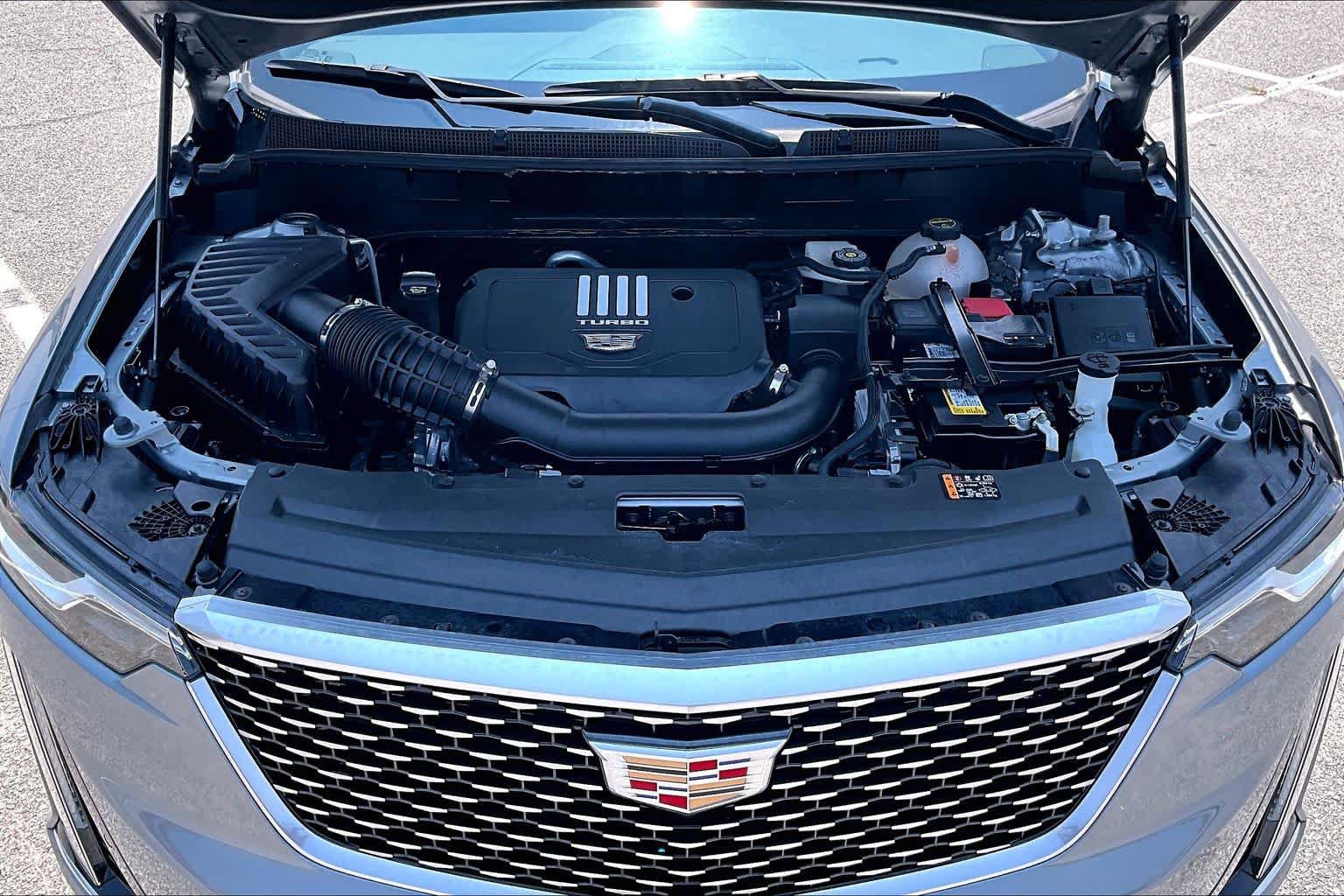 Used 2025 Cadillac XT6 Luxury FWD image 32