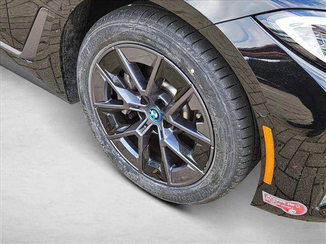 Certified 2024 BMW i4 eDrive35 w/ Premium Package image 6