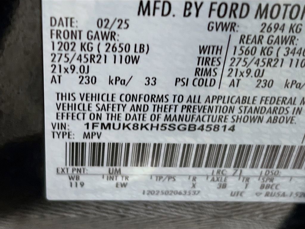 Used 2025 Ford Explorer ST-Line w/ ST-Line Street Pack image 29