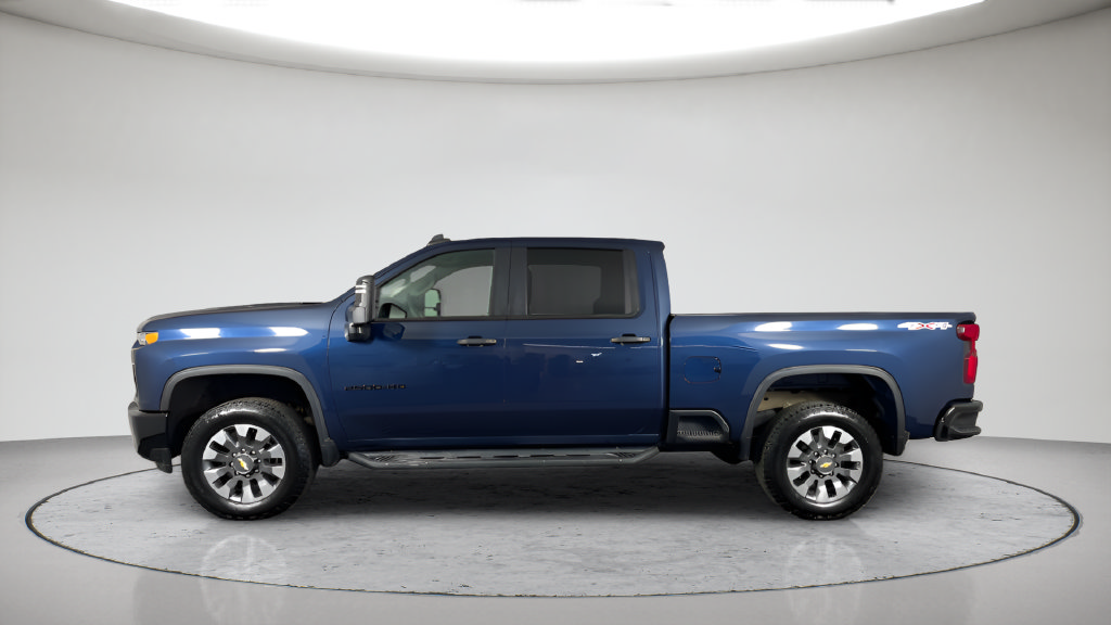 Used 2021 Chevrolet Silverado 2500 Custom w/ Custom Value Package AWD/4WD image 8