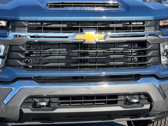 New 2026 Chevrolet Silverado 2500 LT w/ Leather Package AWD/4WD image 37