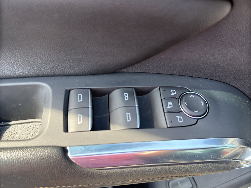 Used 2025 Chevrolet Traverse High Country image 31