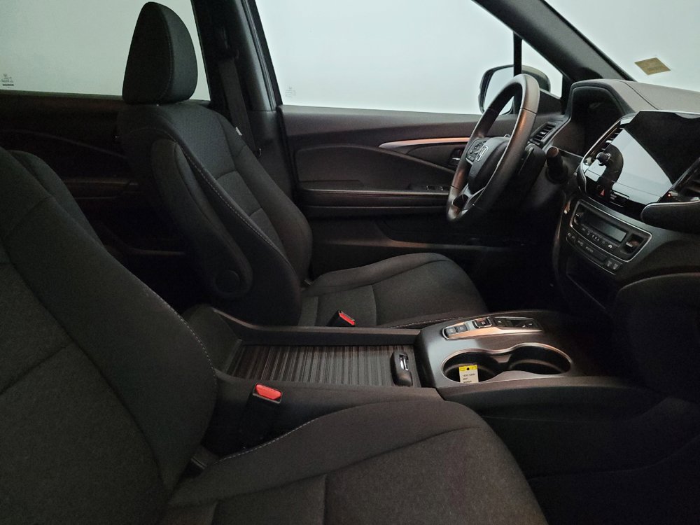 Used 2021 Honda Passport Sport image 21