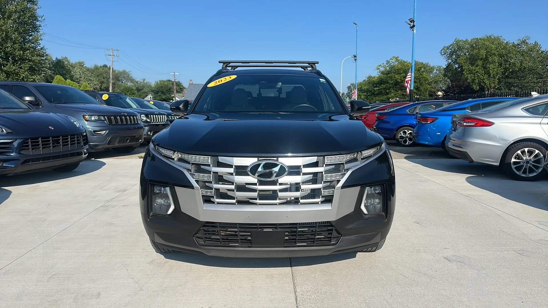 Used 2023 Hyundai Santa Cruz SEL Premium AWD/4WD image 2