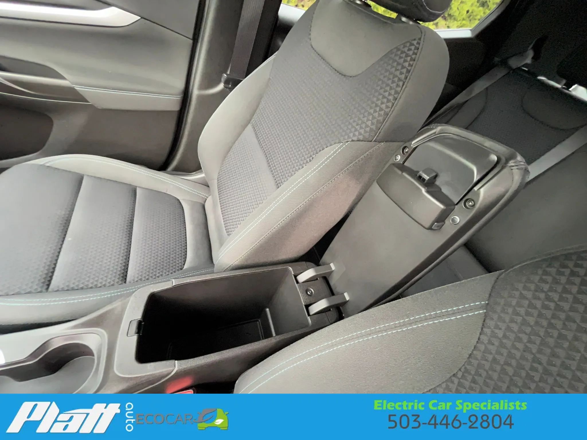 Used 2022 Chevrolet Bolt EUV LT w/ Comfort Package FWD image 30