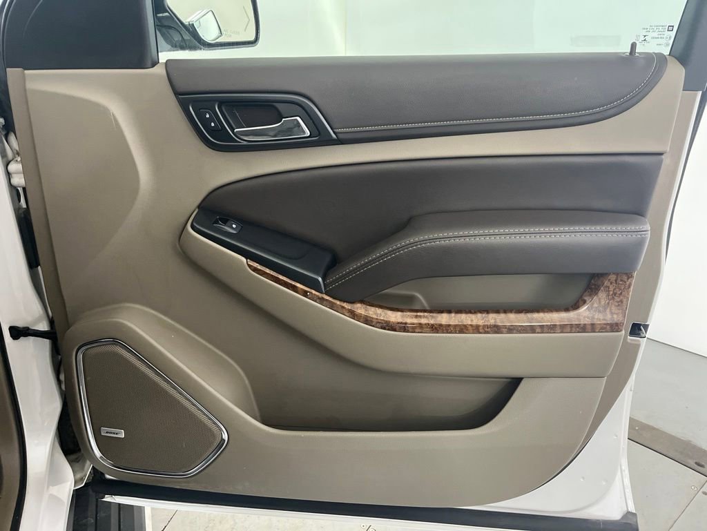 Used 2019 Chevrolet Suburban Premier AWD/4WD image 28