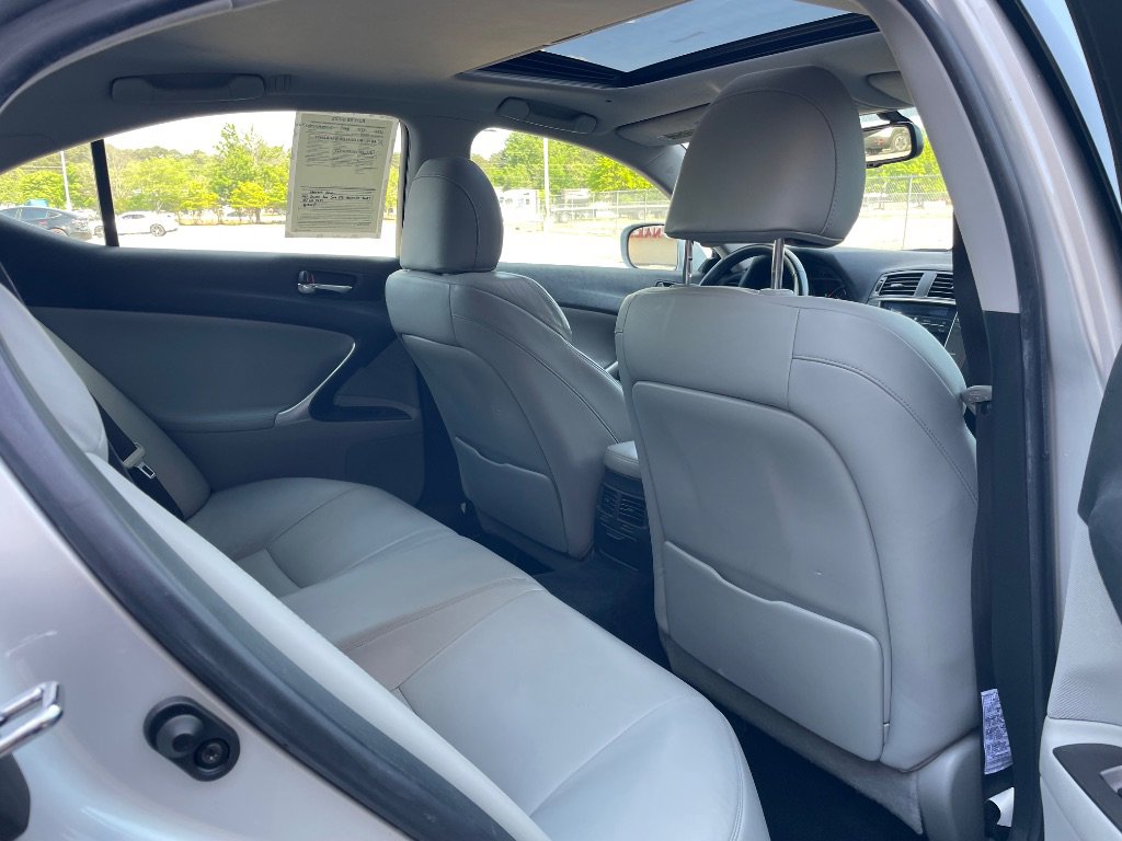 Used 2007 Lexus IS 250 RWD image 17