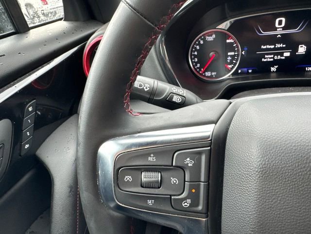 Used 2025 Chevrolet Blazer RS w/ Enhanced Convenience Package AWD/4WD image 15