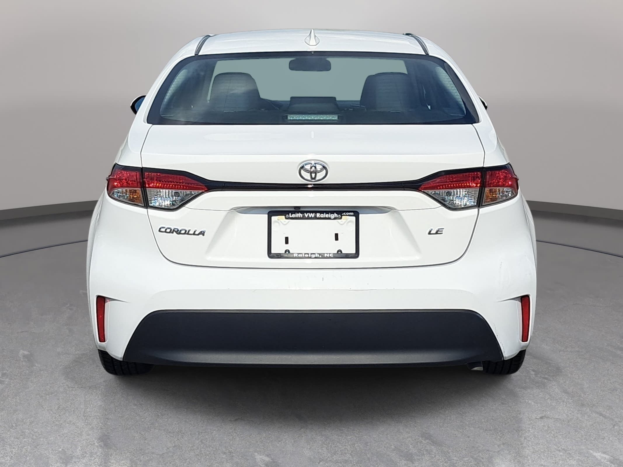 Used 2026 Toyota Corolla LE FWD image 6