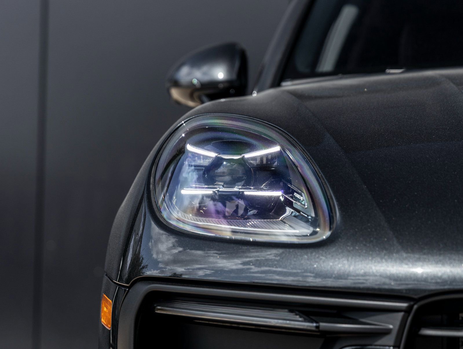 Used 2026 Porsche Macan image 16