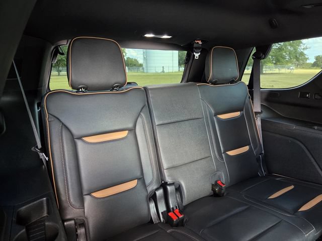Used 2023 GMC Yukon AT4 w/ AT4 Premium Package AWD/4WD image 32