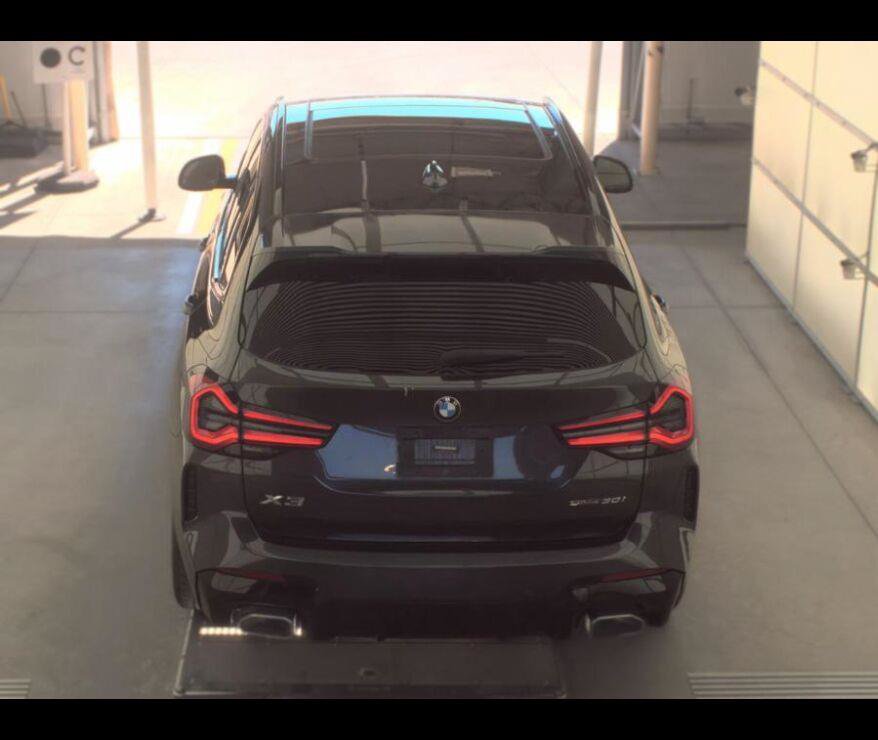 Used 2022 BMW X3 sDrive30i w/ M Sport Package 2 RWD image 10