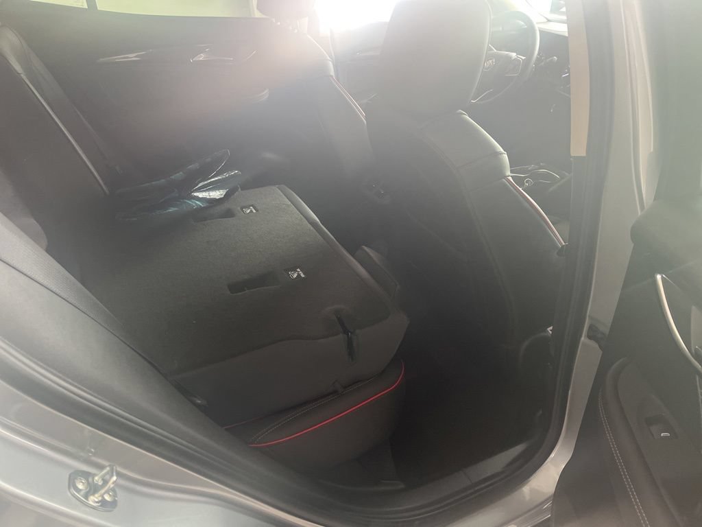 Certified 2023 Buick Envision Essence w/ Technology Package I AWD/4WD image 7