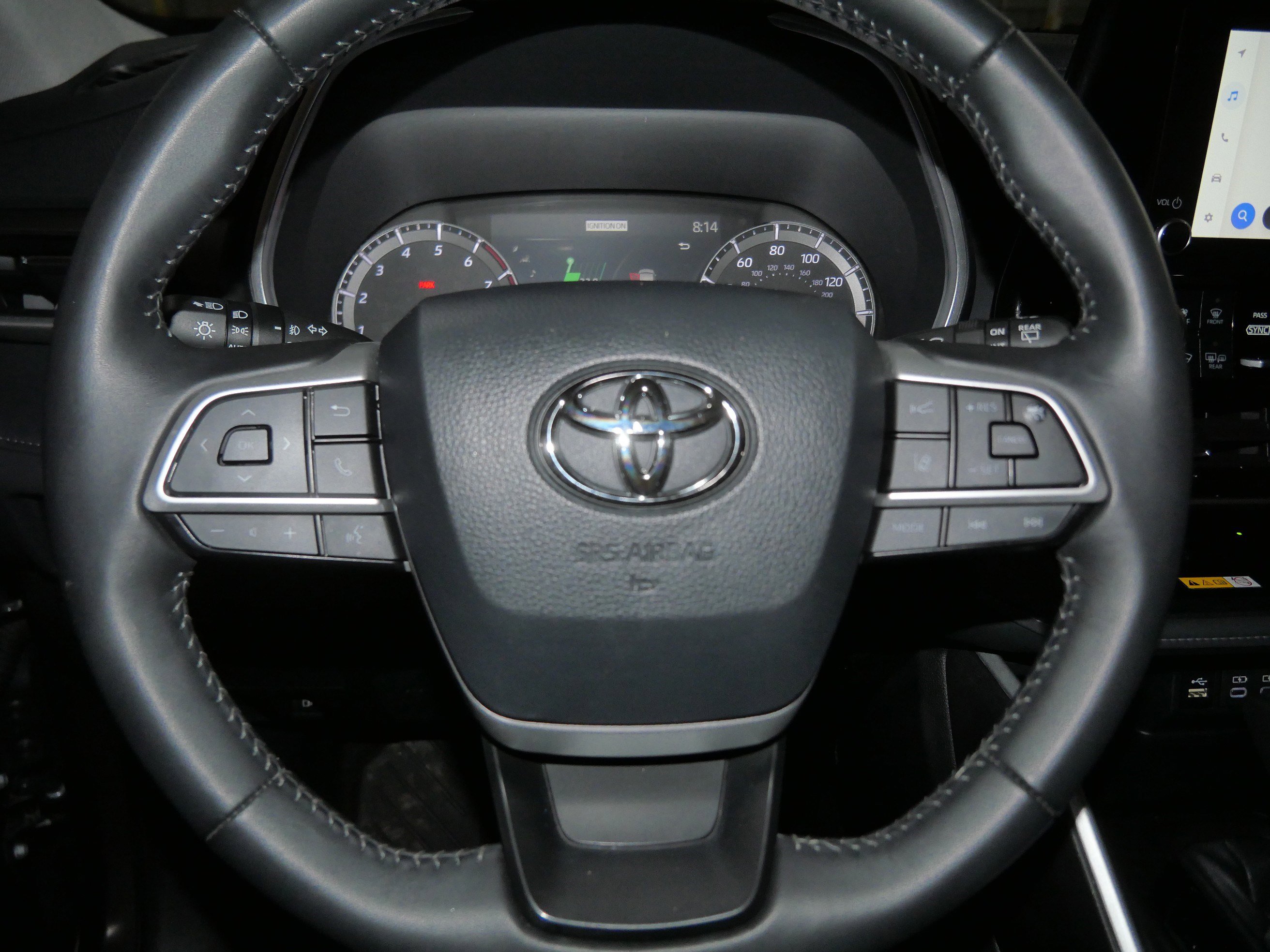Used 2024 Toyota Highlander XLE image 27