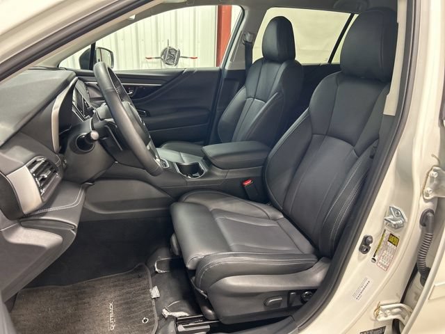 Used 2024 Subaru Outback Limited AWD/4WD image 13