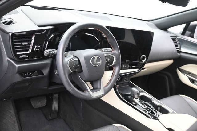 Used 2024 Lexus NX 250 FWD image 16