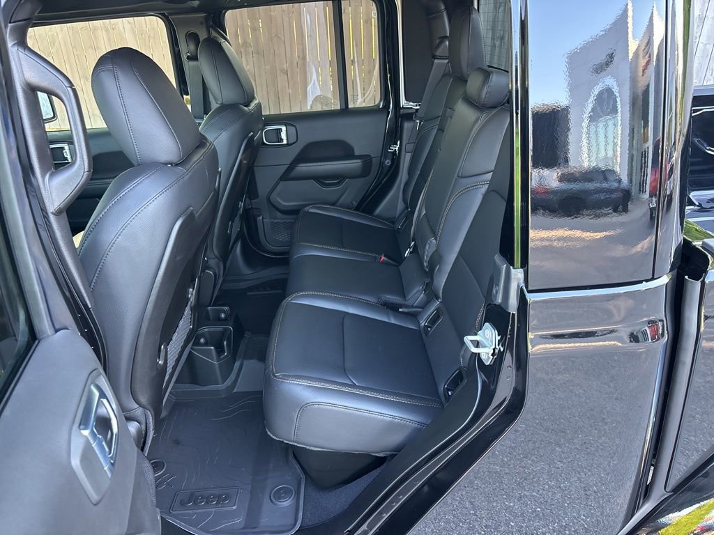 New 2026 Jeep Gladiator Sport AWD/4WD image 10