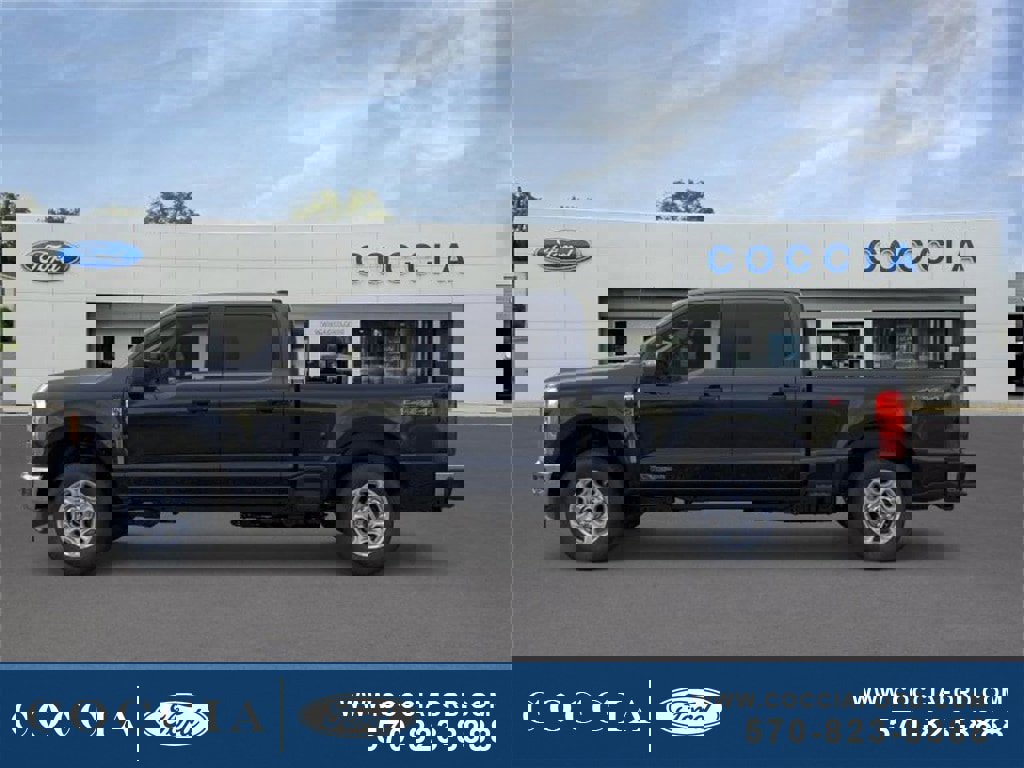 New 2026 Ford F350 XLT image 3