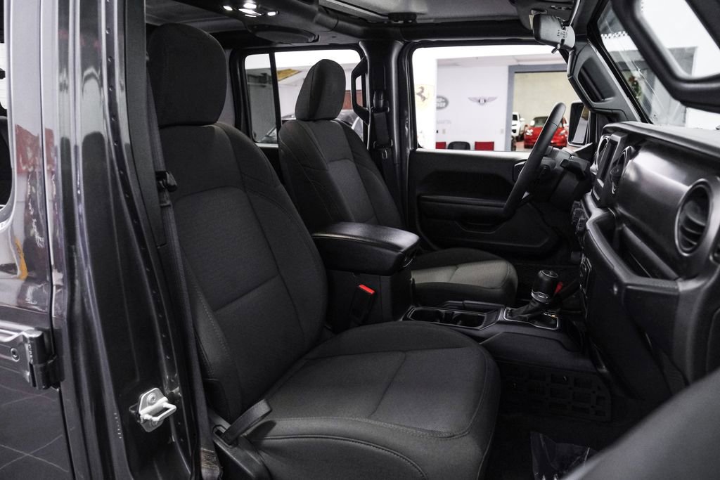 Used 2023 Jeep Gladiator Willys image 36