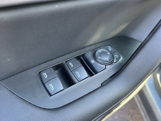 Used 2025 Chevrolet Blazer LT image 26