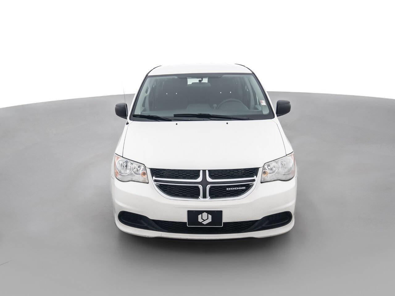 Used 2011 Dodge Grand Caravan Express FWD image 2