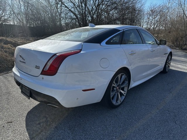 Used 2019 Jaguar XJ R-Sport image 6