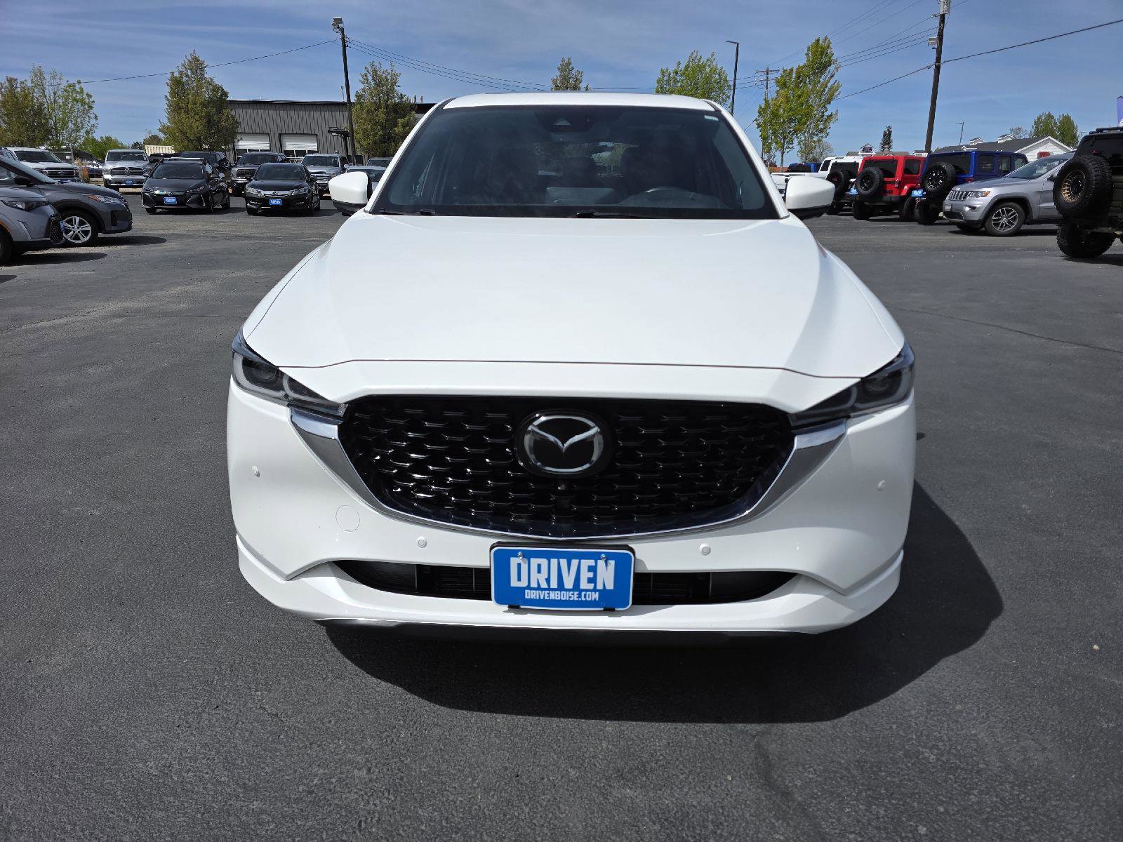 Used 2022 MAZDA CX-5 Signature AWD/4WD image 2