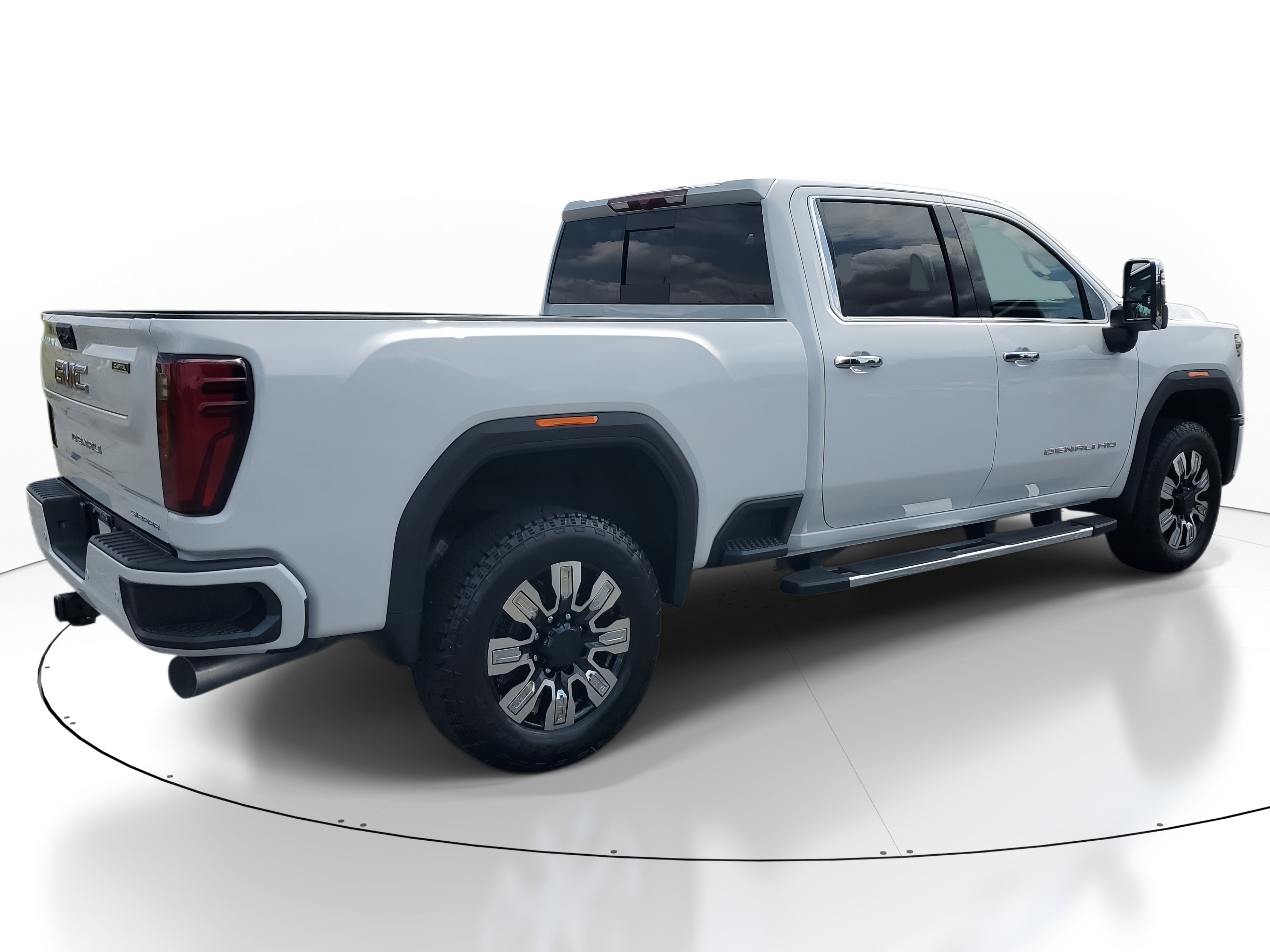 New 2025 GMC Sierra 2500 Denali image 3