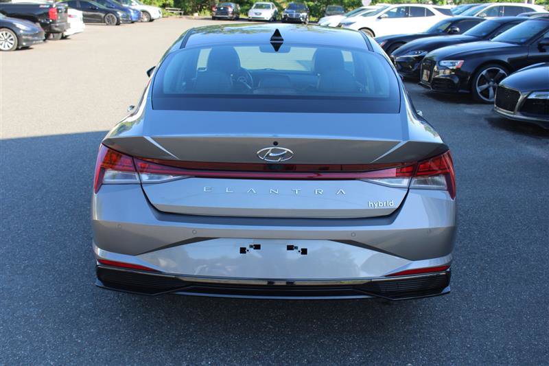 Used 2023 Hyundai Elantra Limited FWD image 6