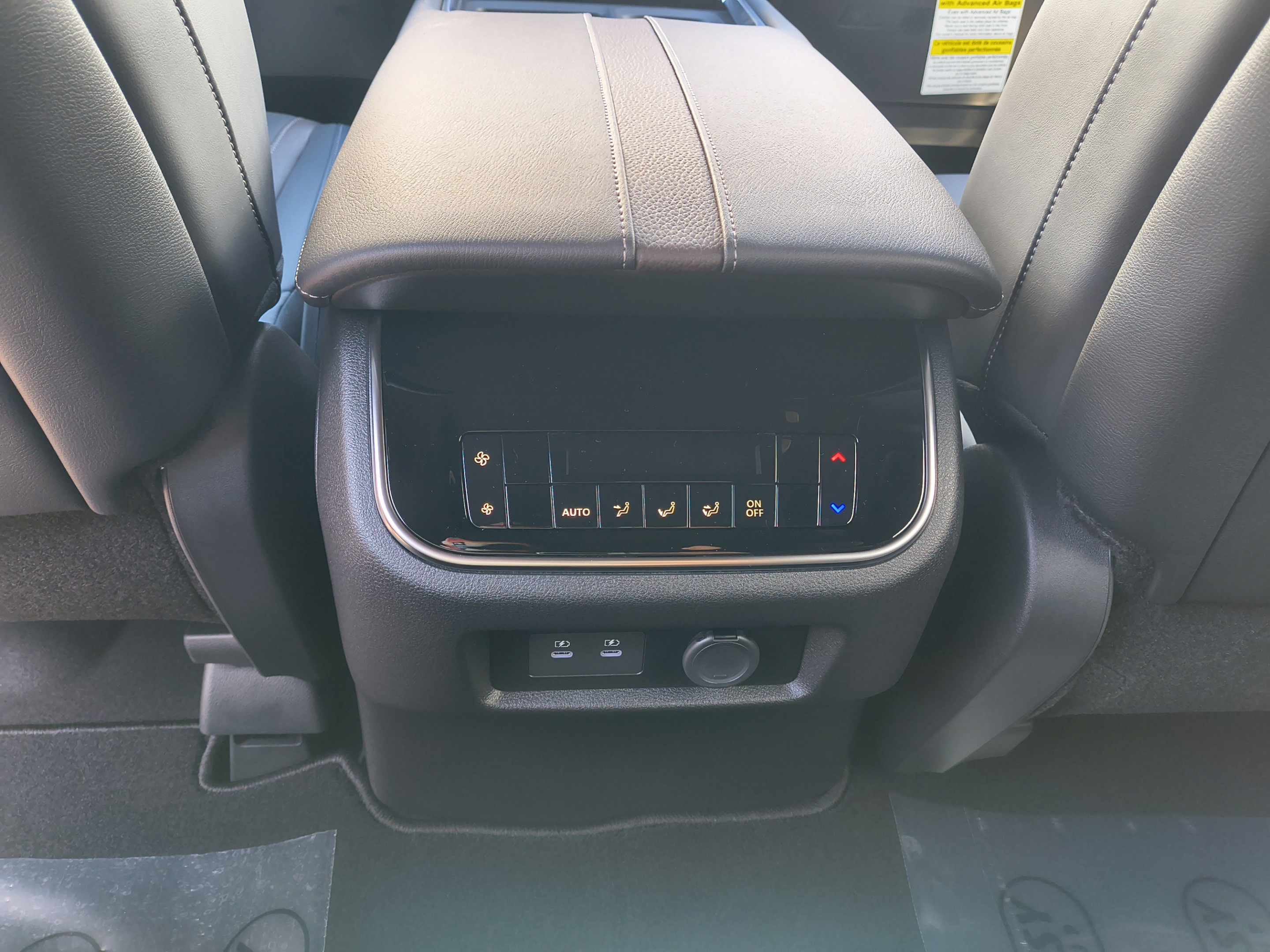 New 2026 Nissan Armada SL w/ Captain's Chari Seat Package AWD/4WD image 16
