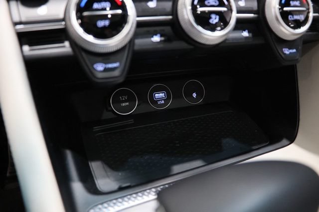 Used 2023 Genesis G70 3.3T w/ Sport Prestige Package AWD/4WD image 28