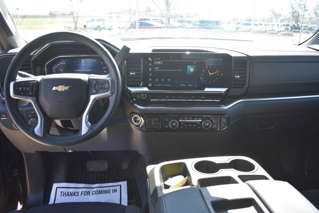 Used 2025 Chevrolet Silverado 1500 LT image 17