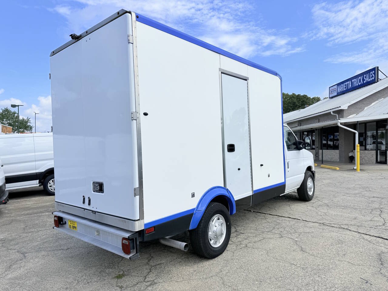 Used 2024 Ford E-350 and Econoline 350 Super Duty w/ Power Windows & Locks Group RWD image 3