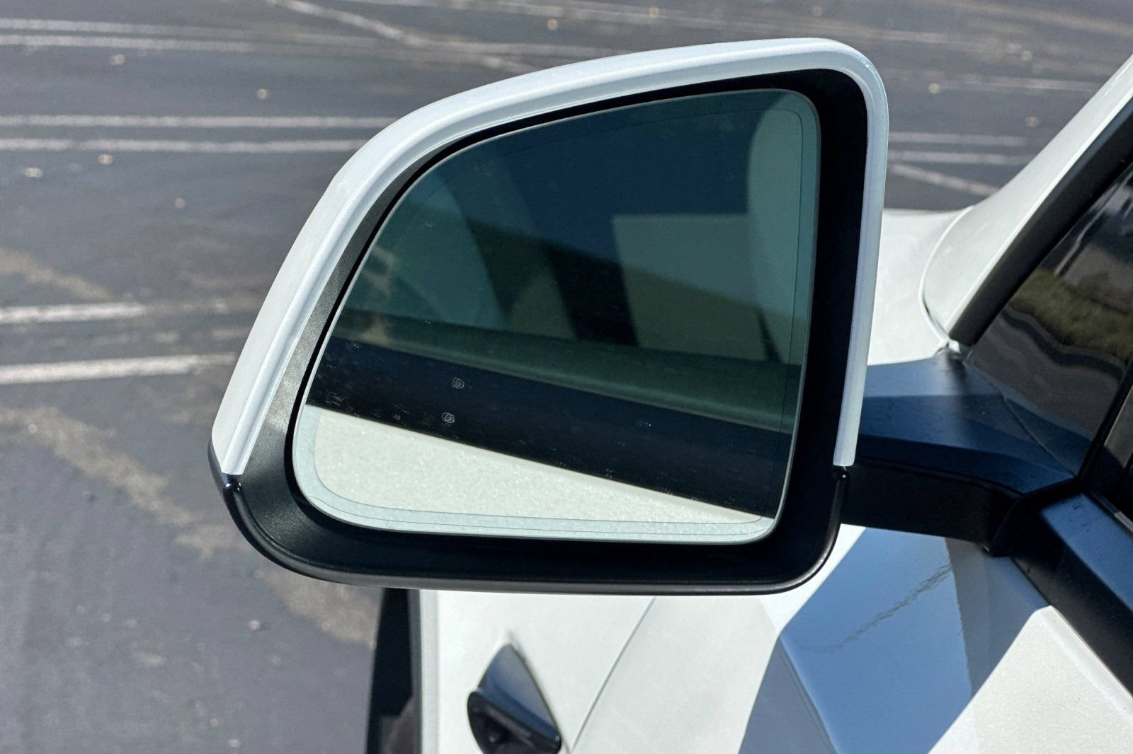 Used 2026 Tesla Model Y Long Range AWD/4WD image 50