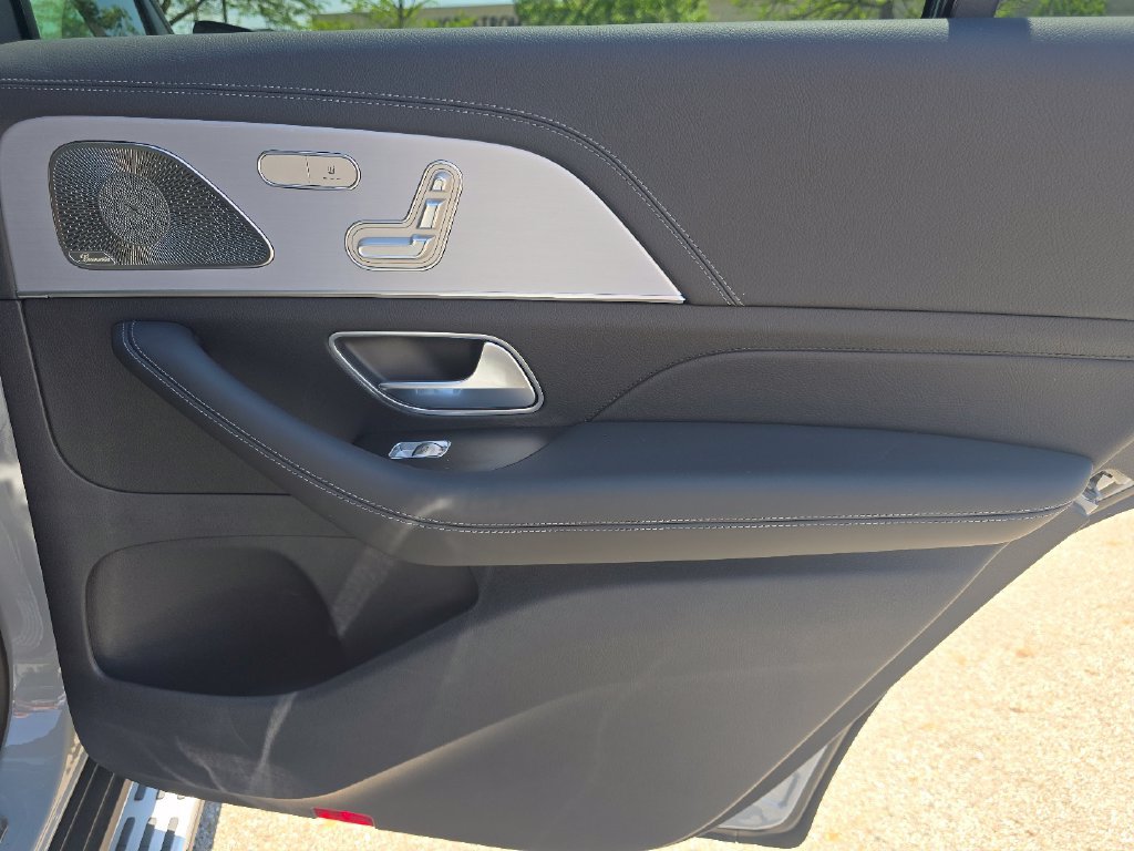 New 2026 Mercedes-Benz GLS 450 4MATIC image 23