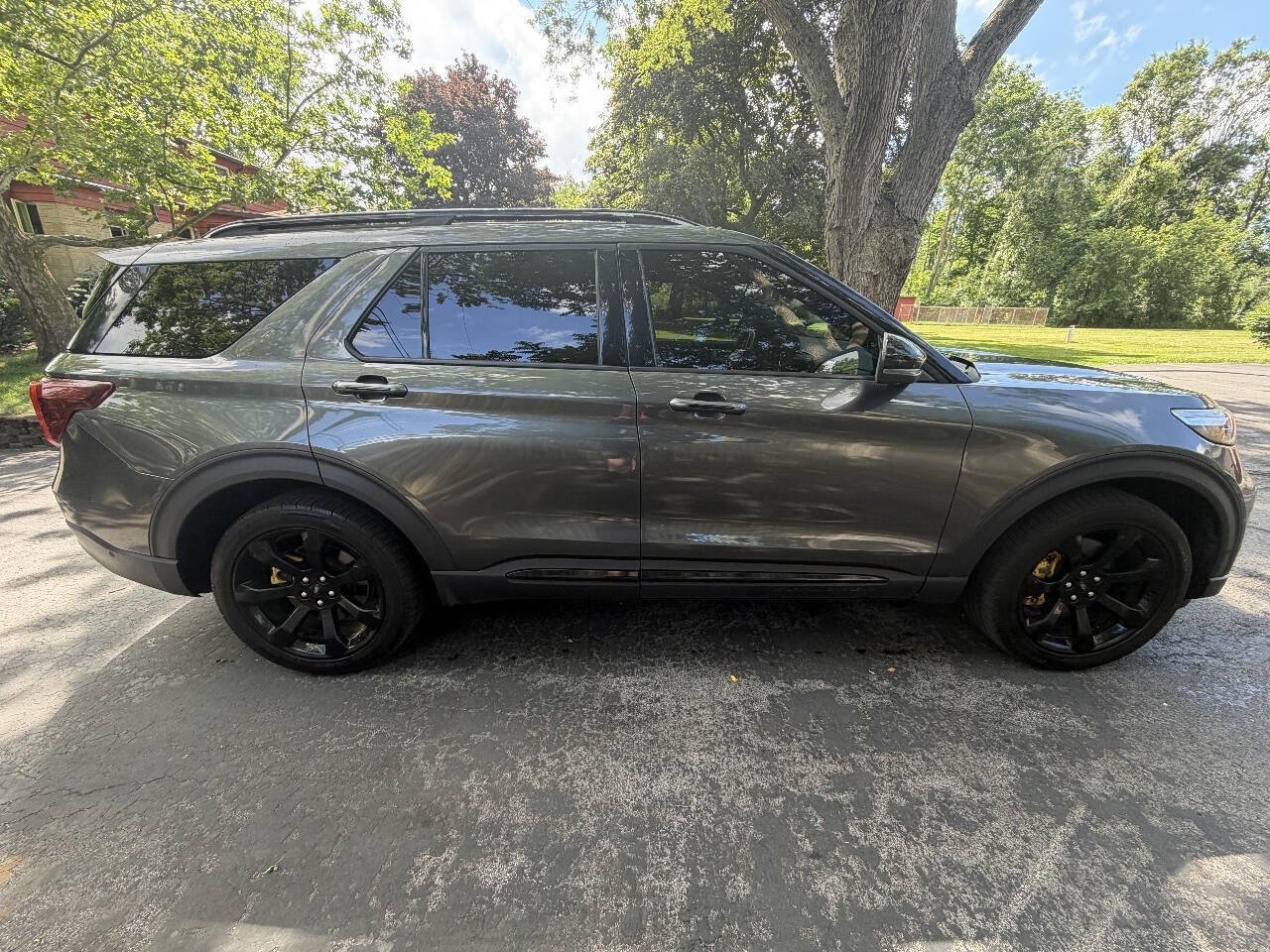 Used 2020 Ford Explorer ST w/ ST Street Pack AWD/4WD image 8