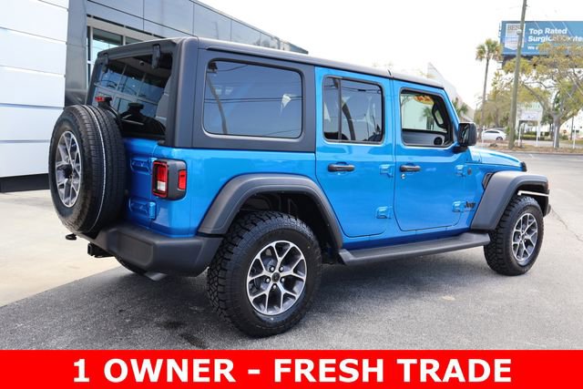 Used 2024 Jeep Wrangler Sport S image 8