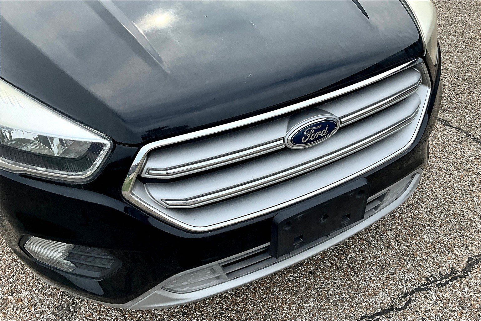 Used 2018 Ford Escape SE w/ SE Sync 3 Package FWD image 31