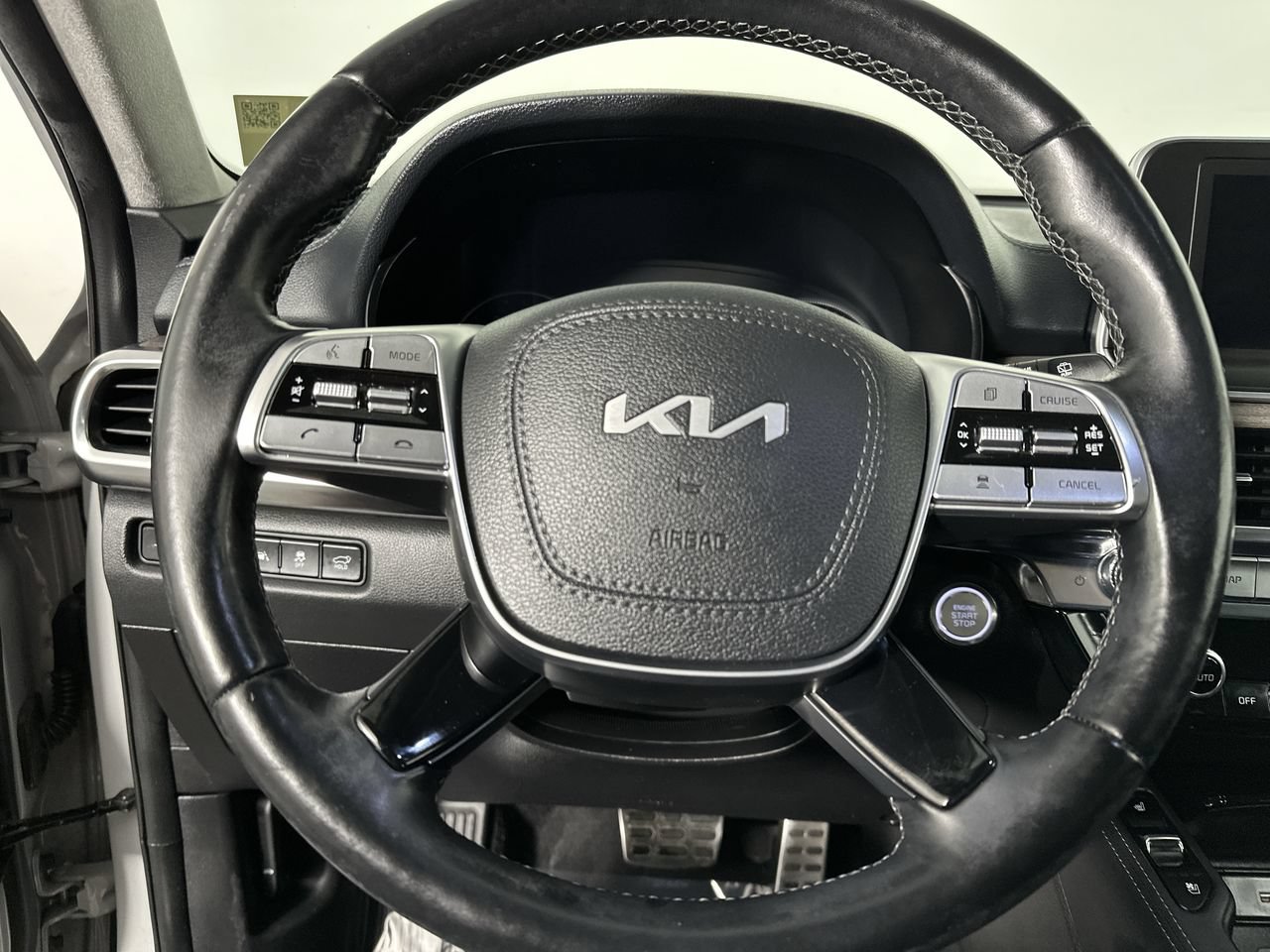 Certified 2022 Kia Telluride SX w/ SX Prestige Package AWD/4WD image 6
