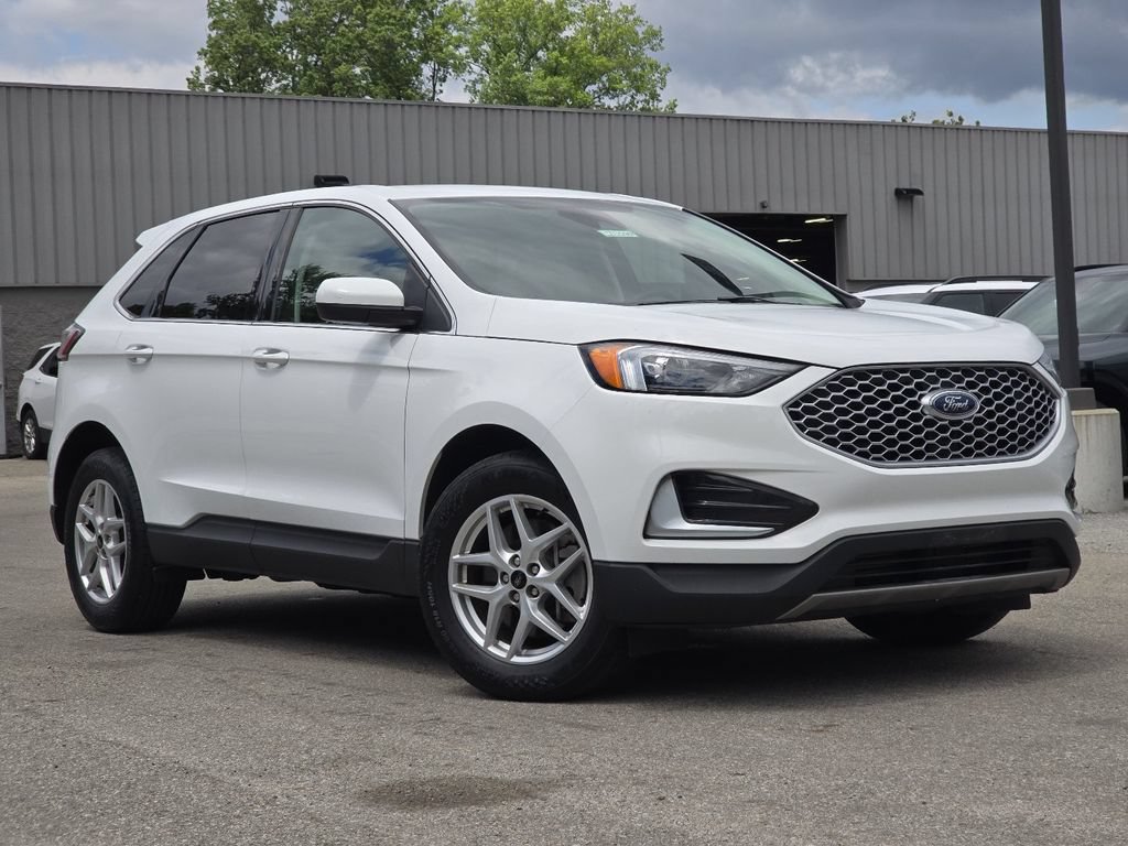 Used 2024 Ford Edge SEL AWD/4WD image 1