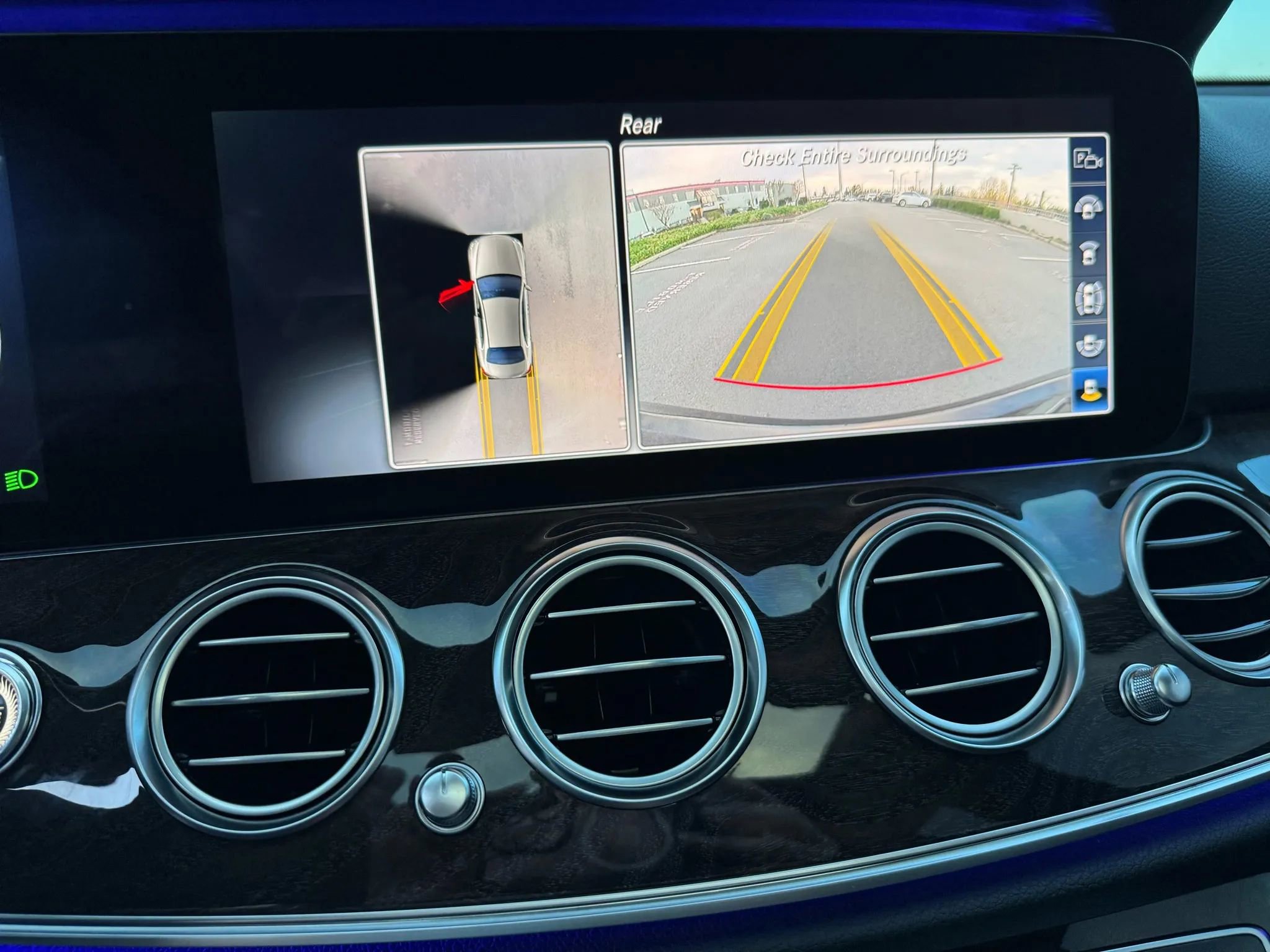 Used 2020 Mercedes-Benz E 350 4MATIC Sedan image 34