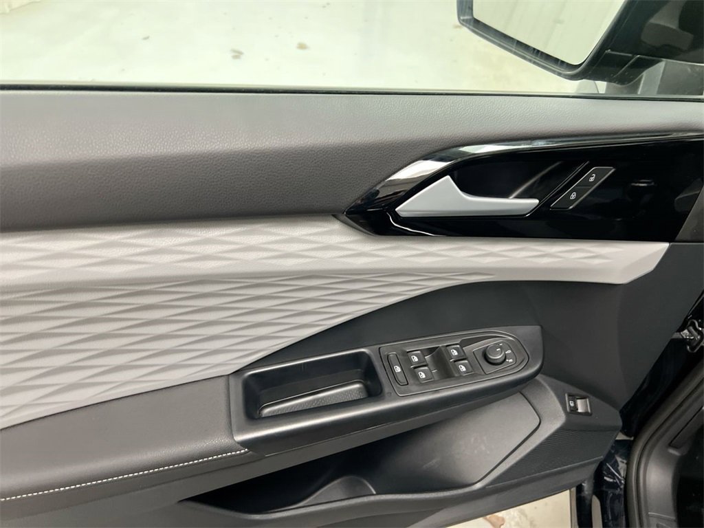 Used 2024 Volkswagen Taos S image 20