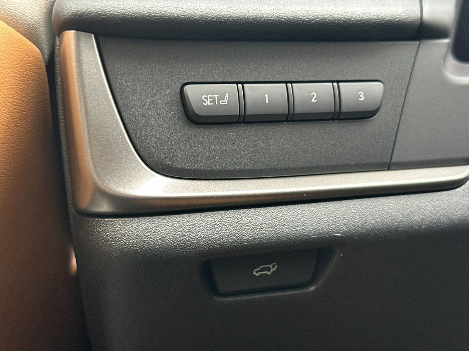 Used 2026 Lexus RZ 350e 2WD image 32